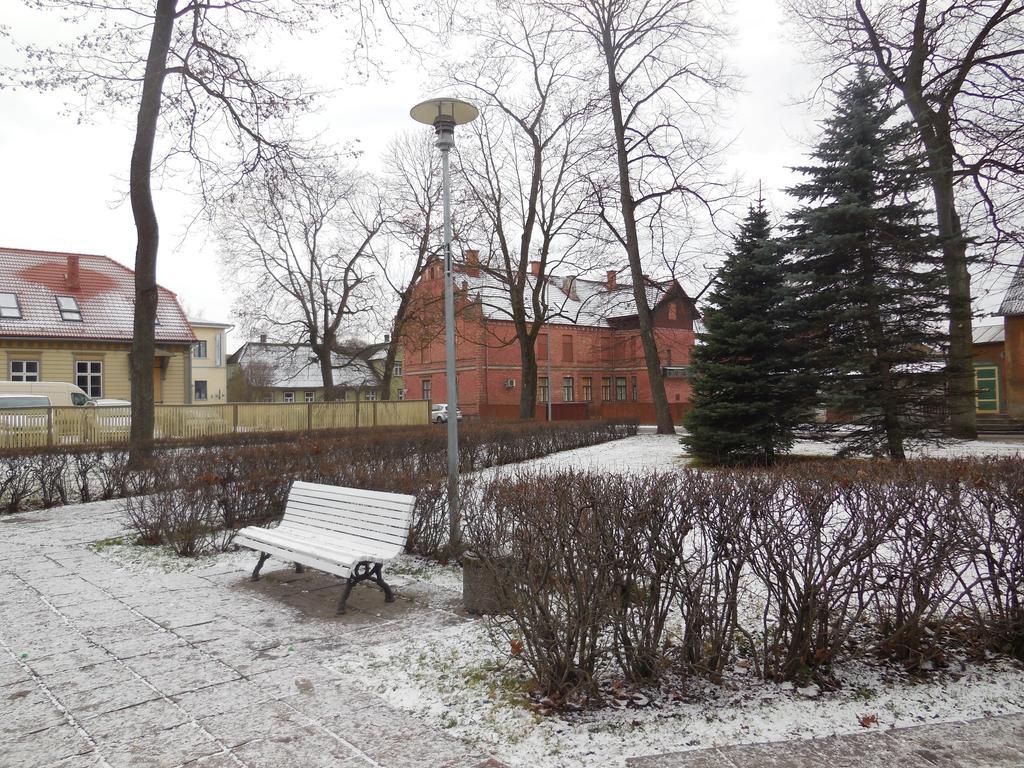 Posti Old Town Apartment Вильянди Экстерьер фото